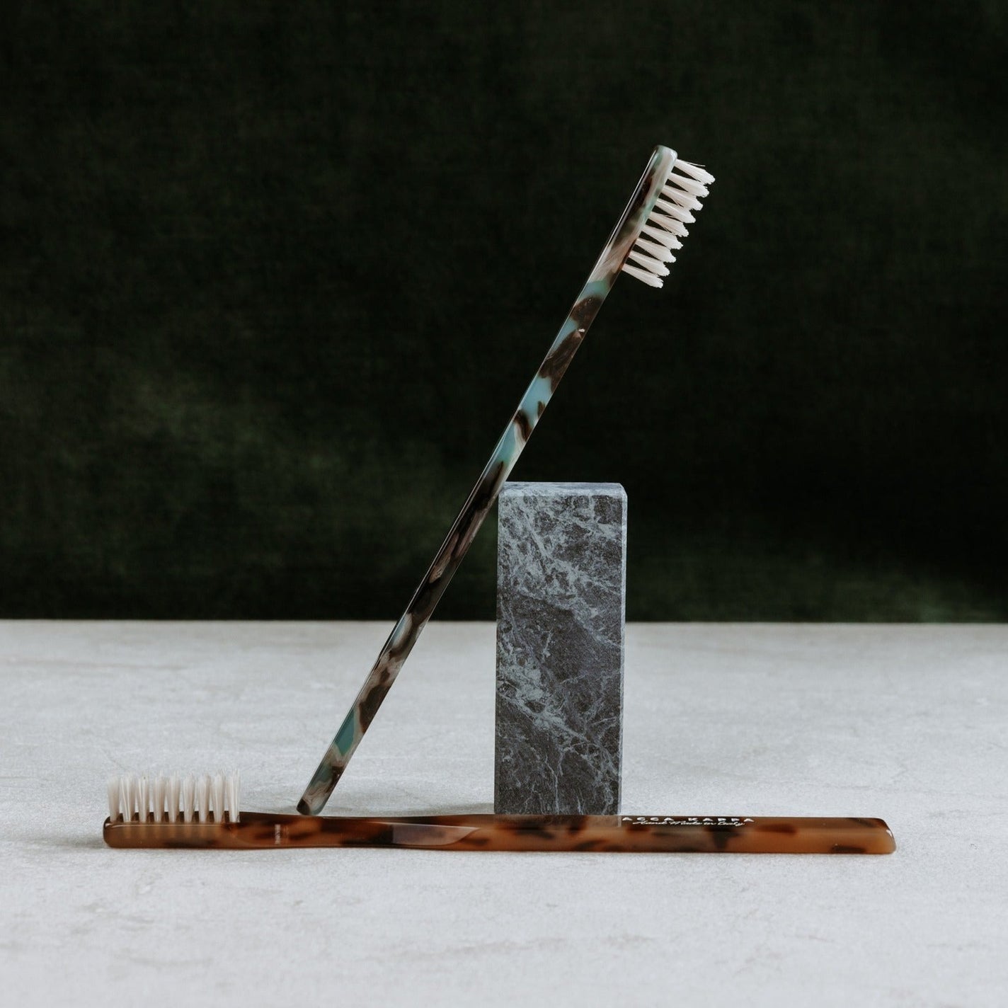 Acca Kappa Tortoise Shell Toothbrush - Havana & Green