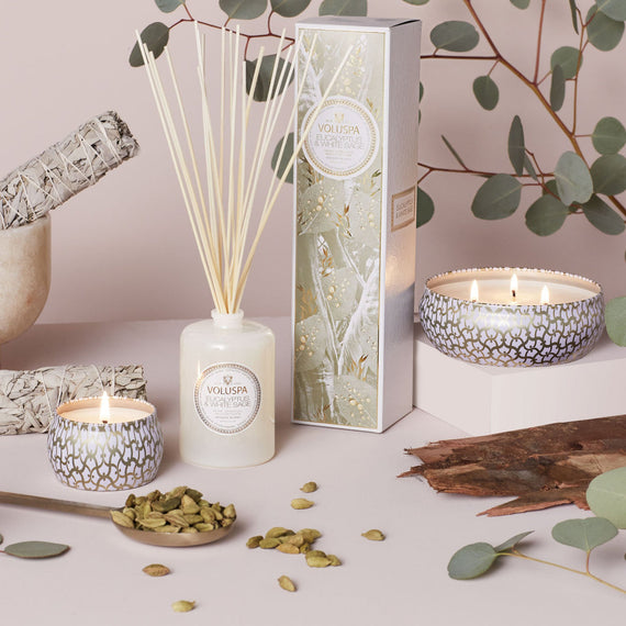 VOLUSPA Eucalyptus & White Sage Decorative Candle